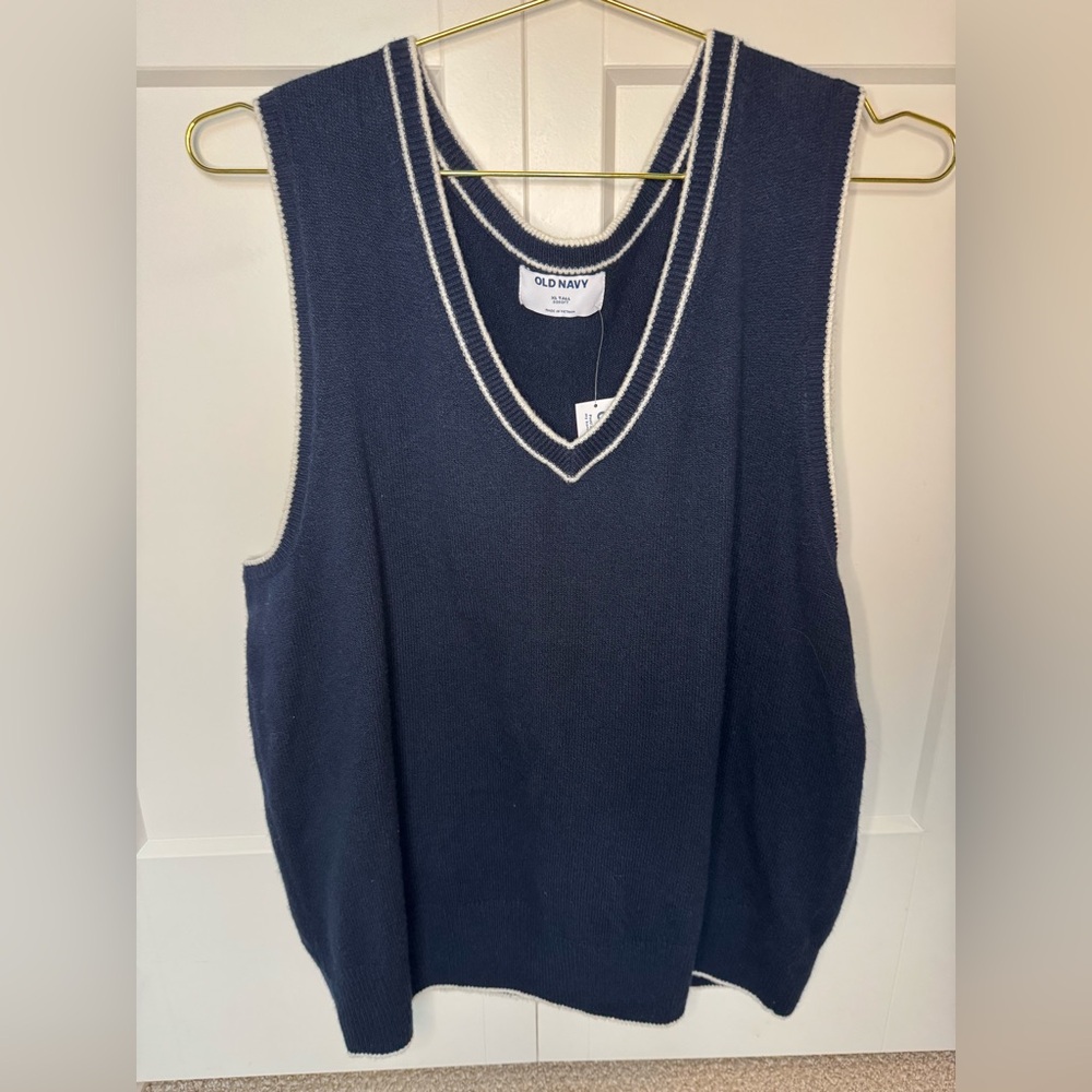 Old Navy Women's Varsity Style Vest